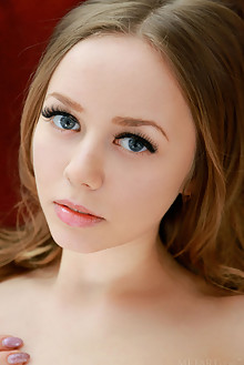 Presenting Julia Sweet by Matiss indoor blonde blue eyes boobies shaved tight pussy ass hips custom