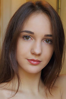 valensia algie arkisi indoor brunette pussy