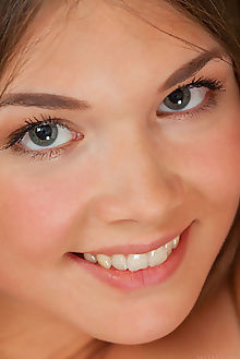carlina mestine catherine indoor brunette blue pussy puffy c...